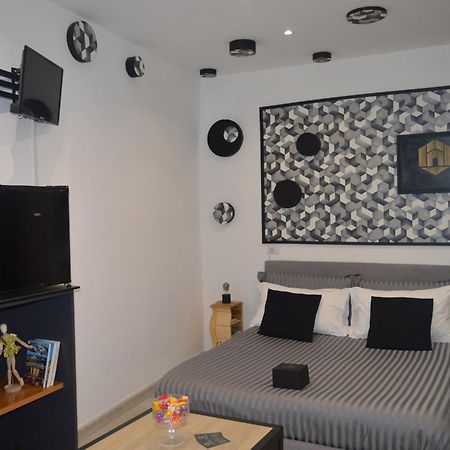 Geometric Art Home Барі Екстер'єр фото